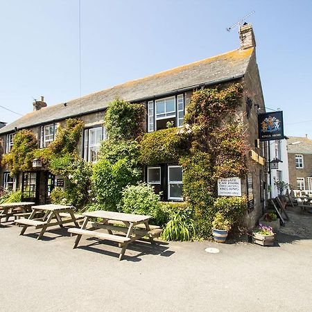 Kings Arms Hotel Penzance Kültér fotó