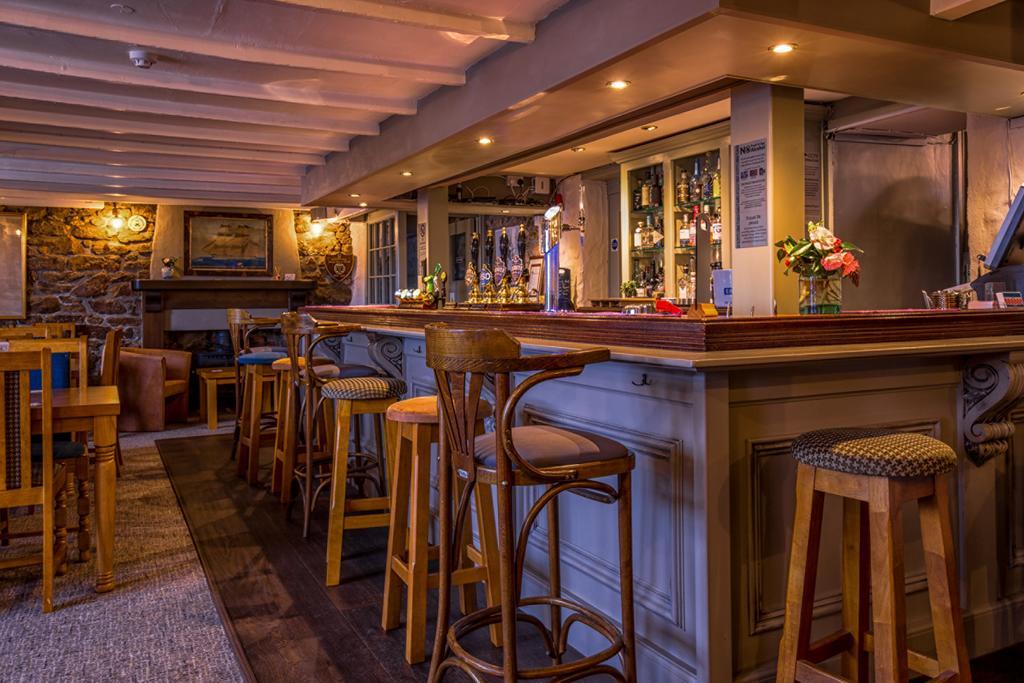 Kings Arms Hotel Penzance Kültér fotó