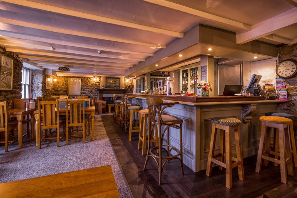 Kings Arms Hotel Penzance Kültér fotó