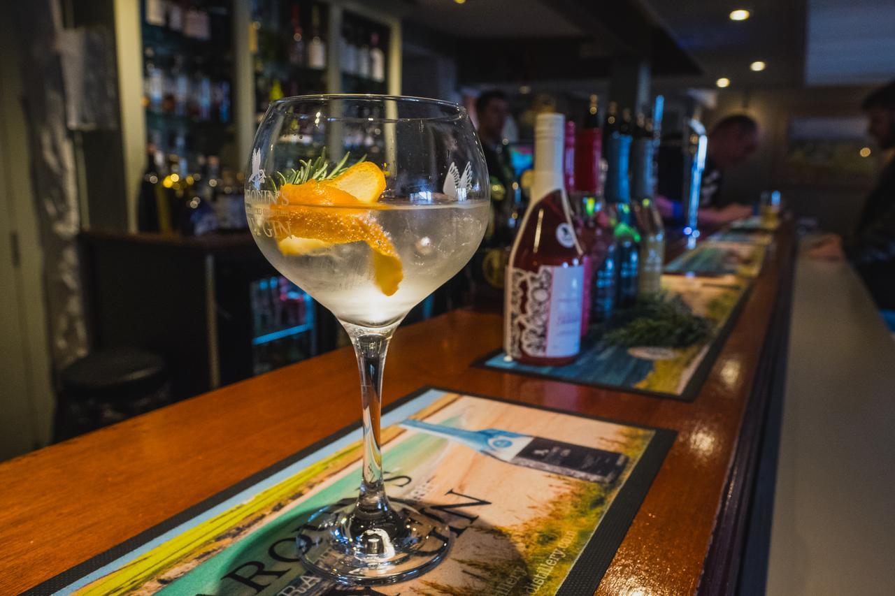 Kings Arms Hotel Penzance Kültér fotó